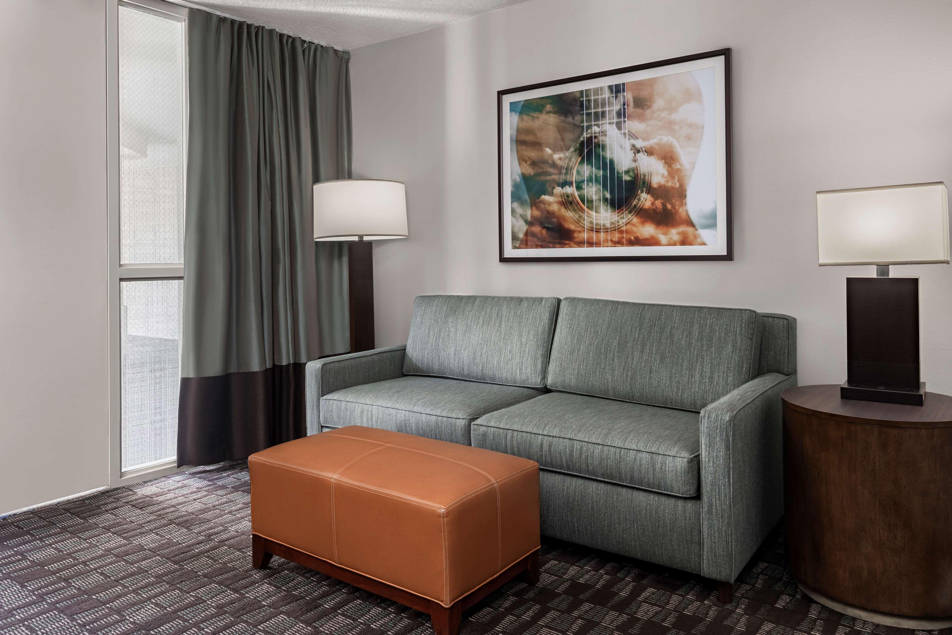 Embassy Suites By Hilton Nashville Airport Dış mekan fotoğraf