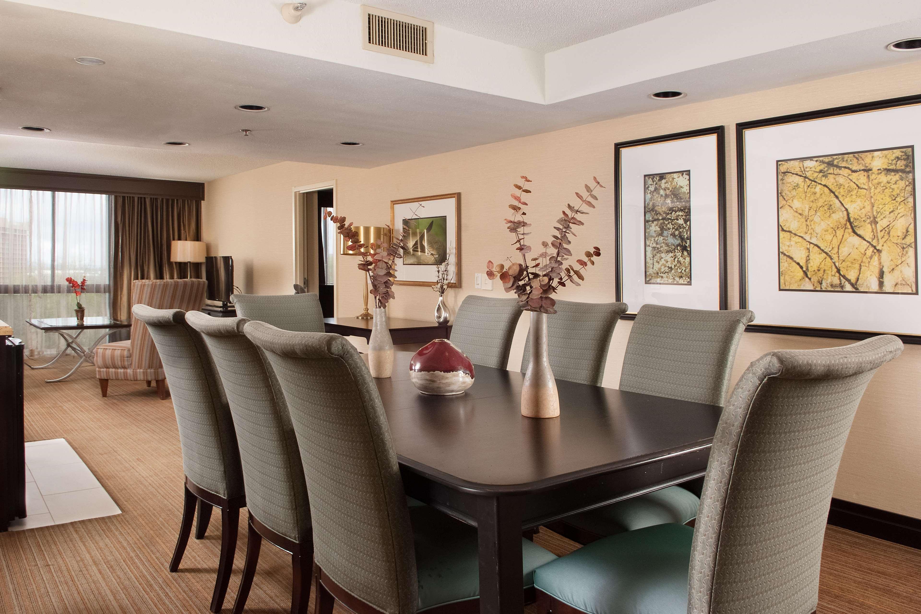 Embassy Suites By Hilton Nashville Airport Dış mekan fotoğraf