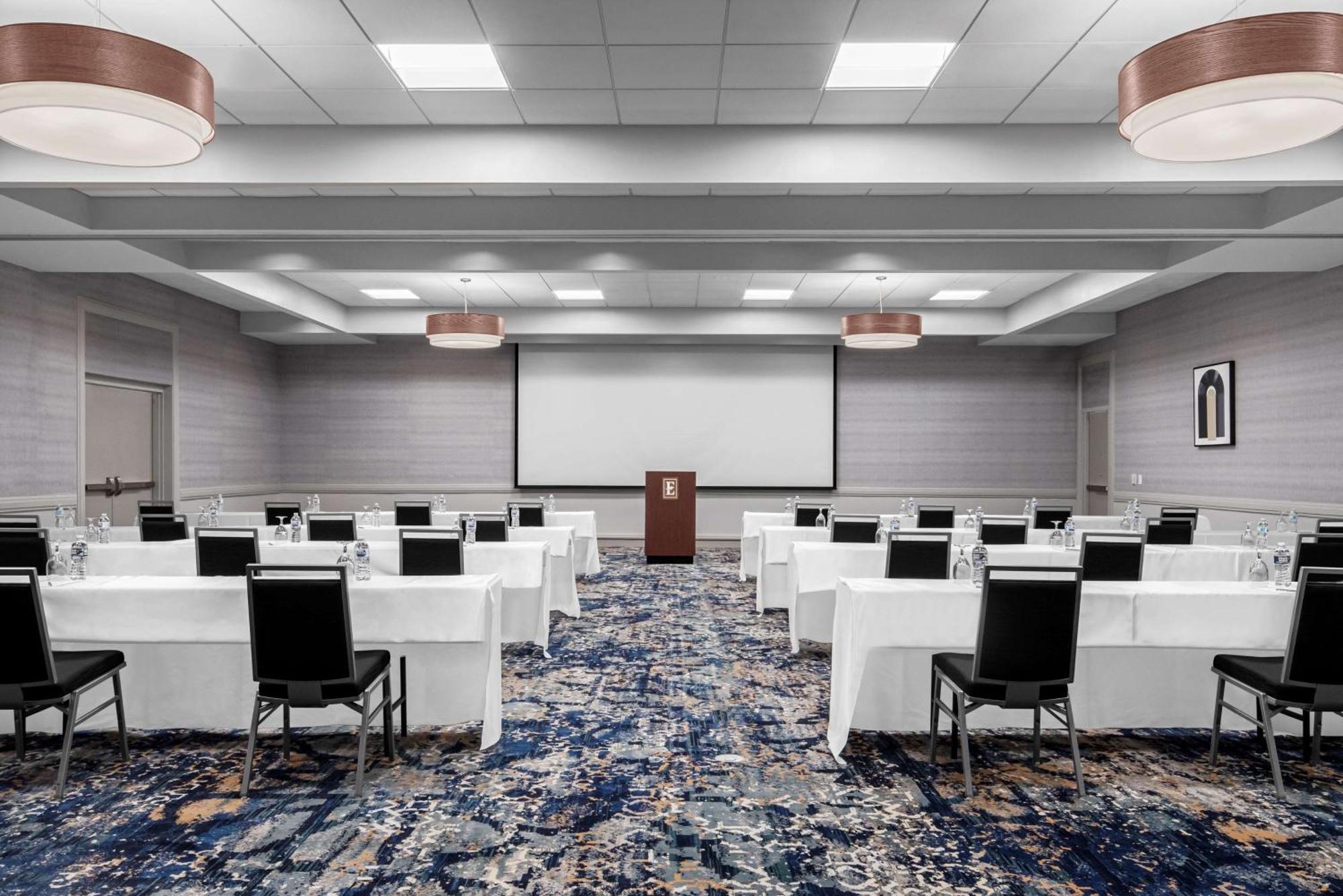 Embassy Suites By Hilton Nashville Airport Dış mekan fotoğraf